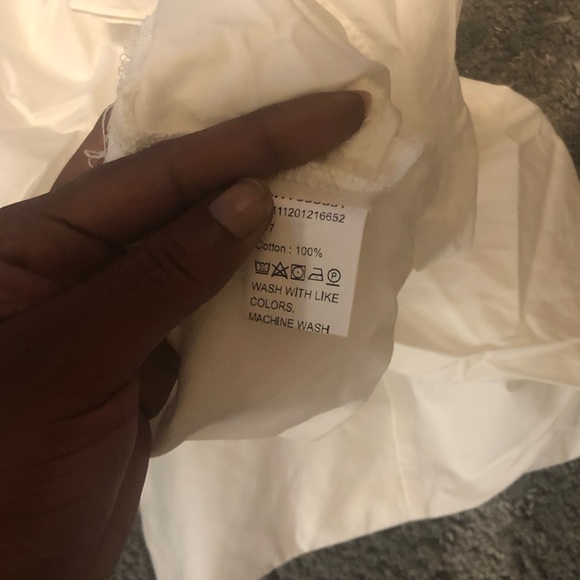 ALL WHITE SHEIN FRONT CUT OUT CROP TOP - Picture 6 of 6